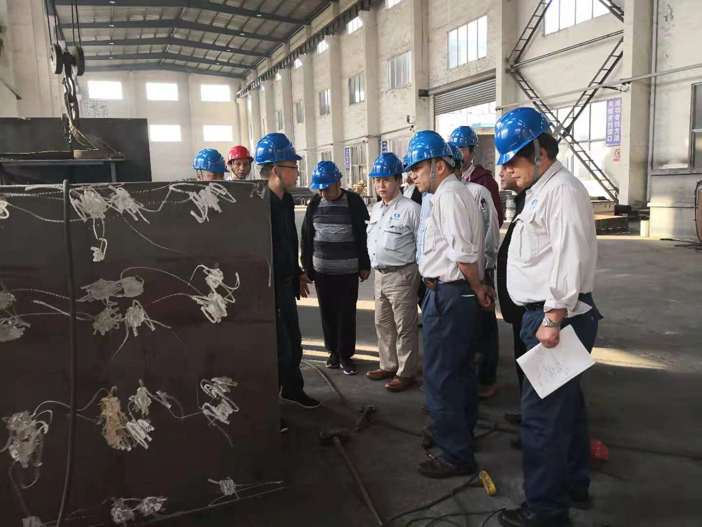 日本客户旅行江苏EMC易倍车间