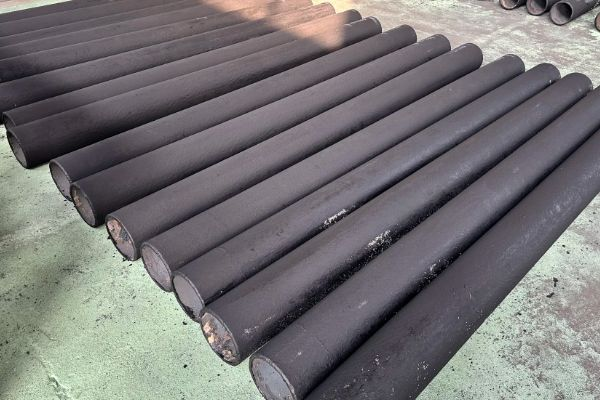 稀土合金耐磨管道的毗连方法